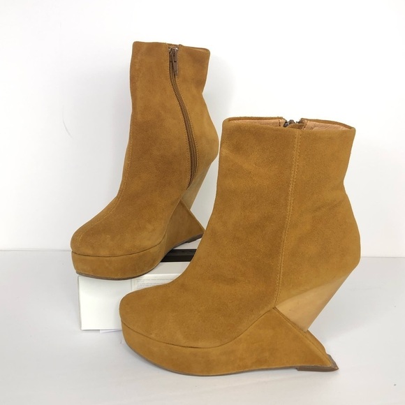 JEFFREY Campbell handmade tan Meeker suede boots - Picture 3 of 12